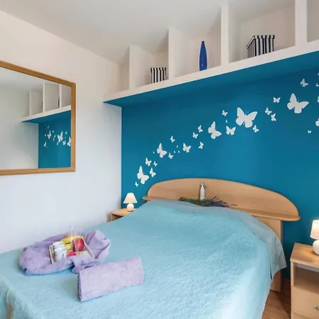 1 Bedroom Beautiful In