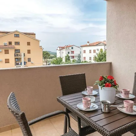 1 Bedroom Beautiful In